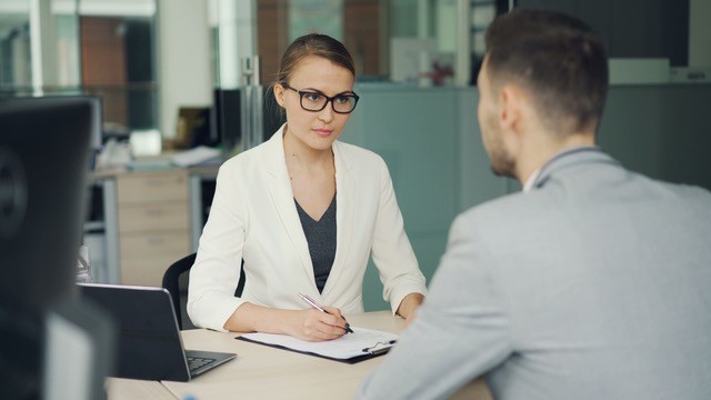 HR avansat (evaluare și leasing personal)